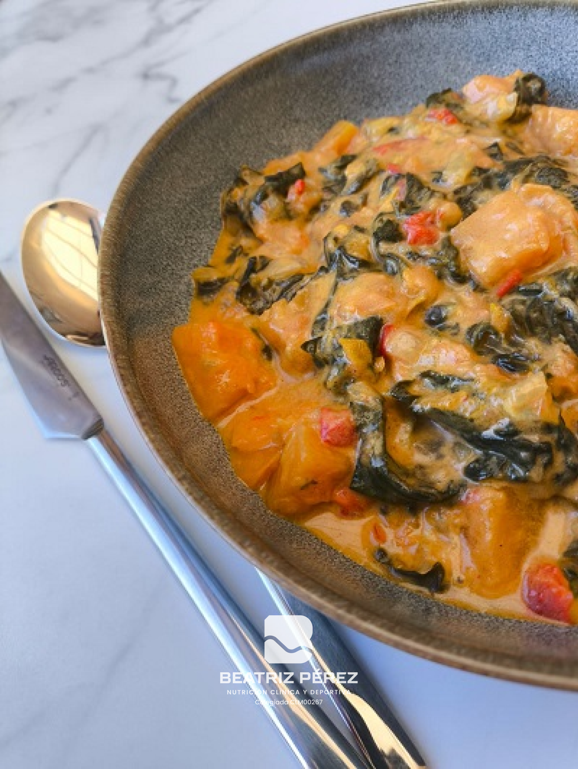 Tortilla de patatas sobre rúcula, receta de Beatriz Pérez